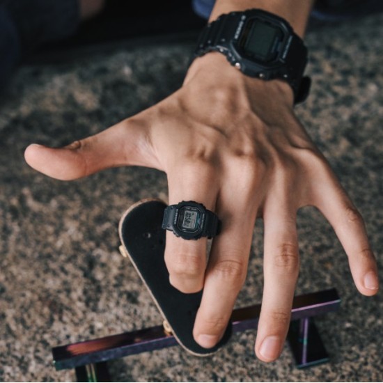 G-Shock DWN-5600-1ER Classic Nano Ringhorloge